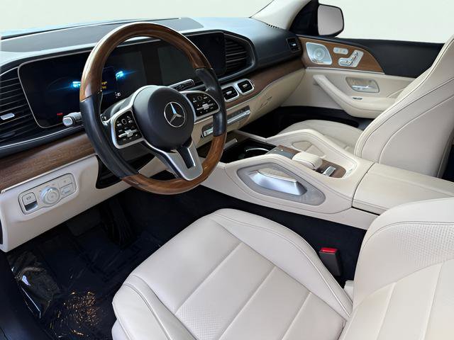 Used 2022 Mercedes-Benz GLS 450 4MATIC image 16