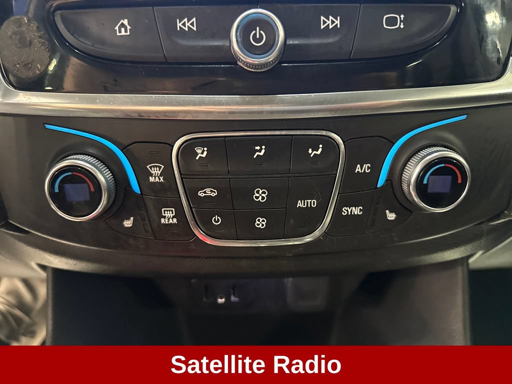 Used 2021 Chevrolet Traverse LT AWD/4WD image 15