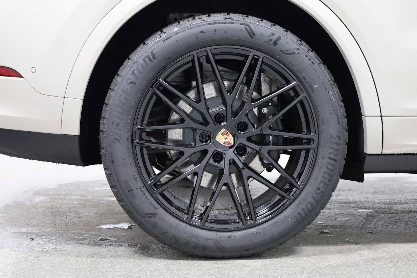 New 2026 Porsche Cayenne AWD/4WD image 36