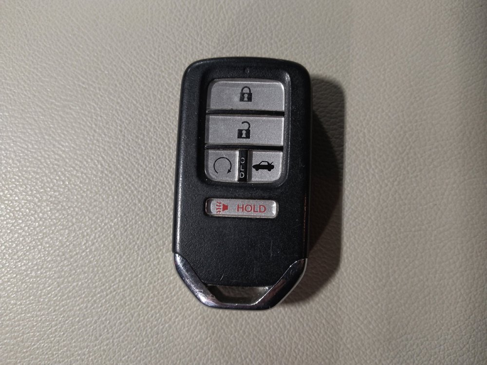 Used 2020 Honda Accord EX-L image 32