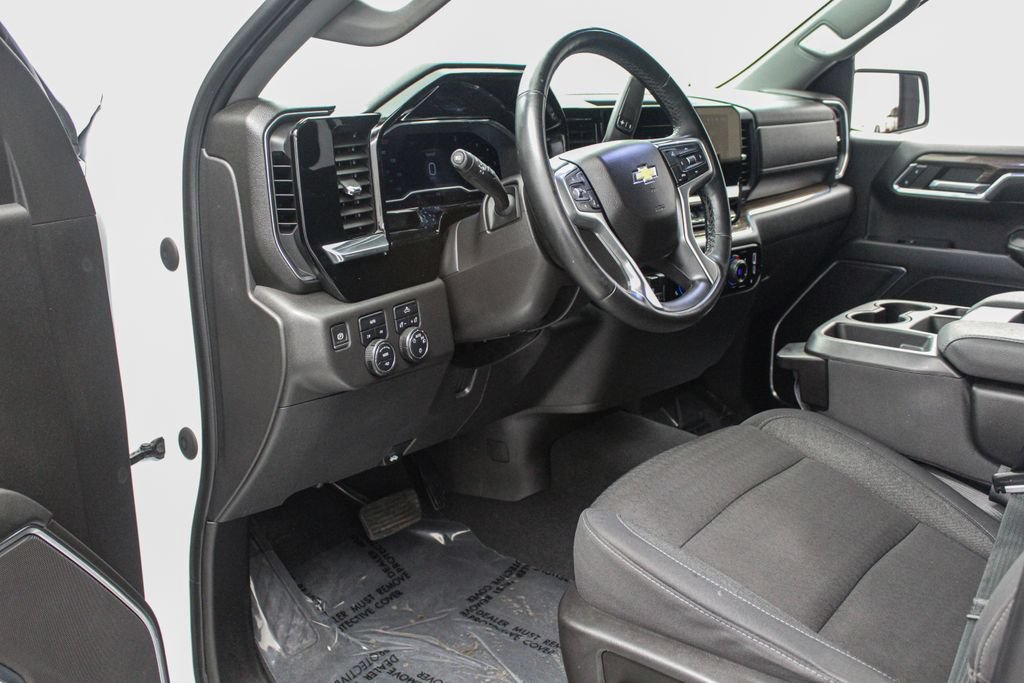 Used 2024 Chevrolet Silverado 1500 LT w/ Work Truck Package AWD/4WD image 14