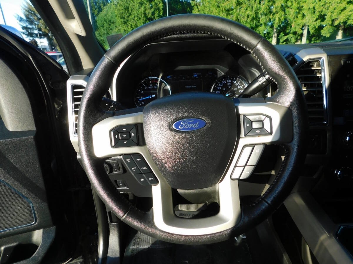 Used 2017 Ford F350 Lariat w/ Lariat Ultimate Package AWD/4WD image 8