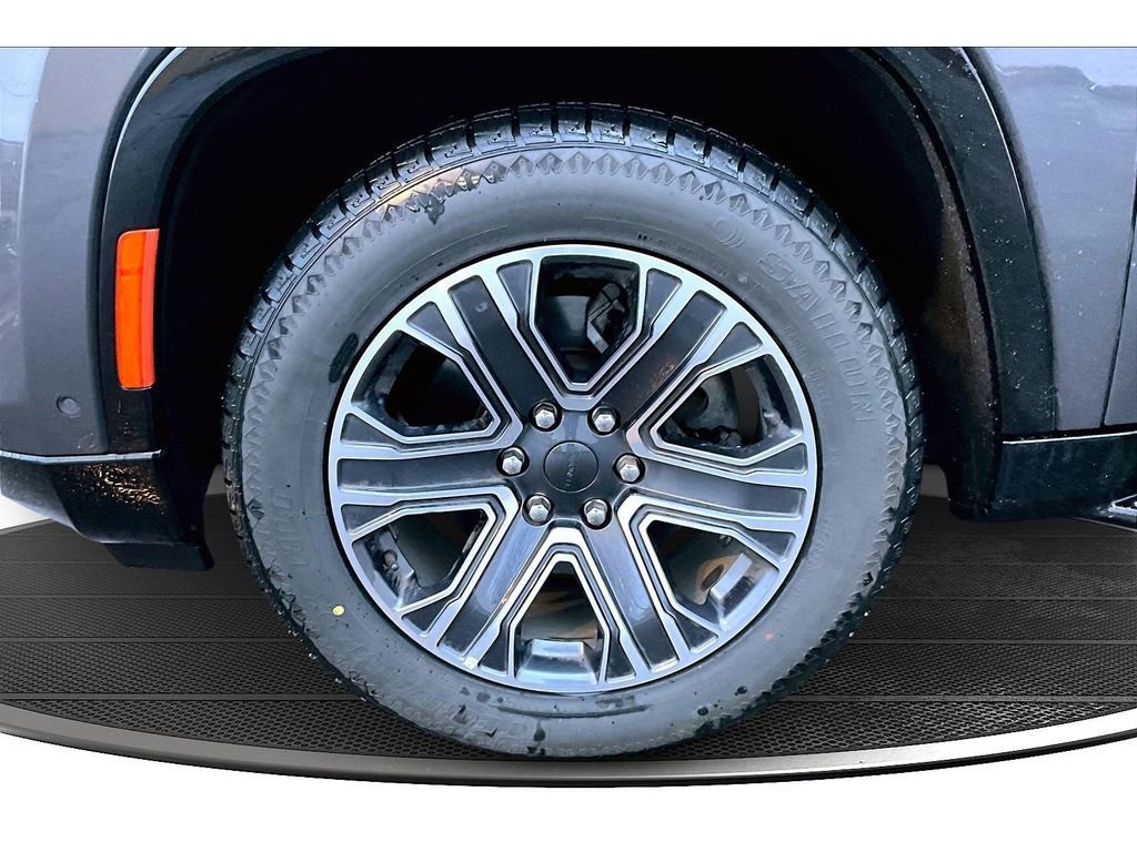 Used 2024 Jeep Wagoneer L Series II w/ Flexible Seating Group image 10