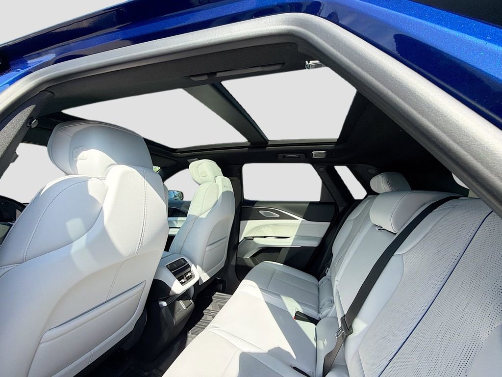 New 2026 Cadillac Lyriq Signature Sport image 26