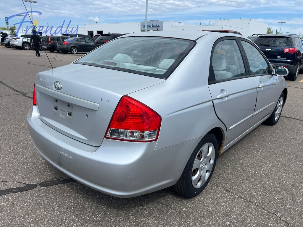Used 2008 Kia Spectra LX FWD image 3