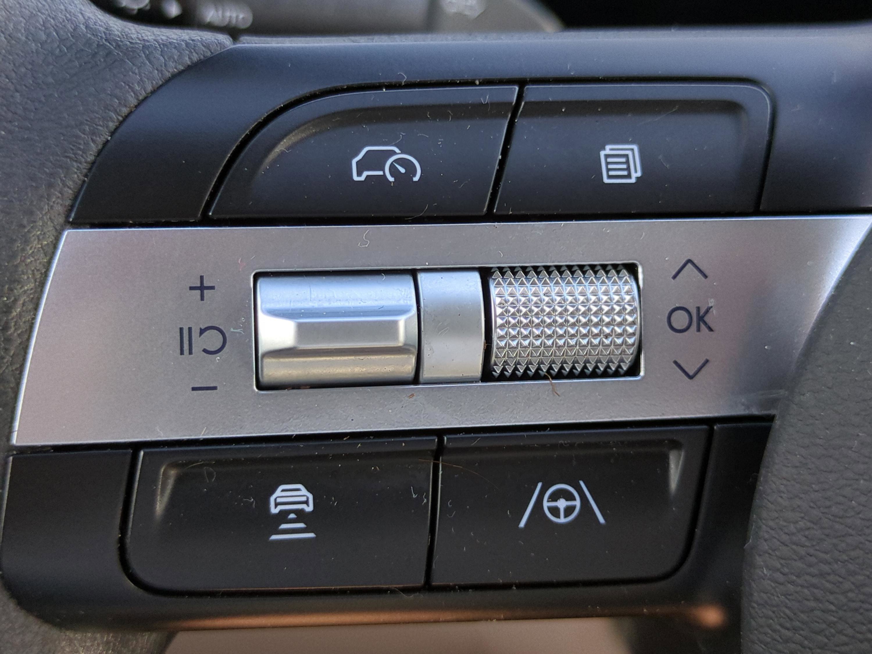 Certified 2025 Hyundai Tucson SE image 18