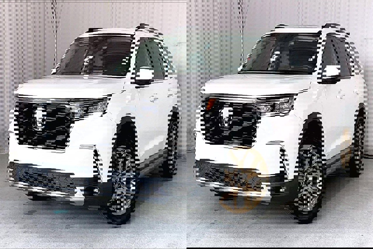 Used 2024 Honda Pilot Touring image 12