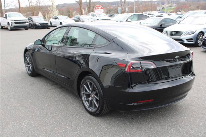 Used 2023 Tesla Model 3 Standard Range image 5
