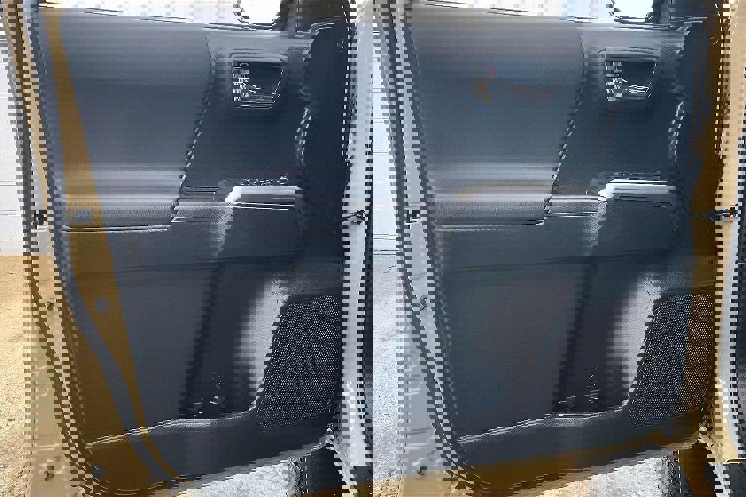 Used 2019 Toyota Tacoma TRD Sport image 27