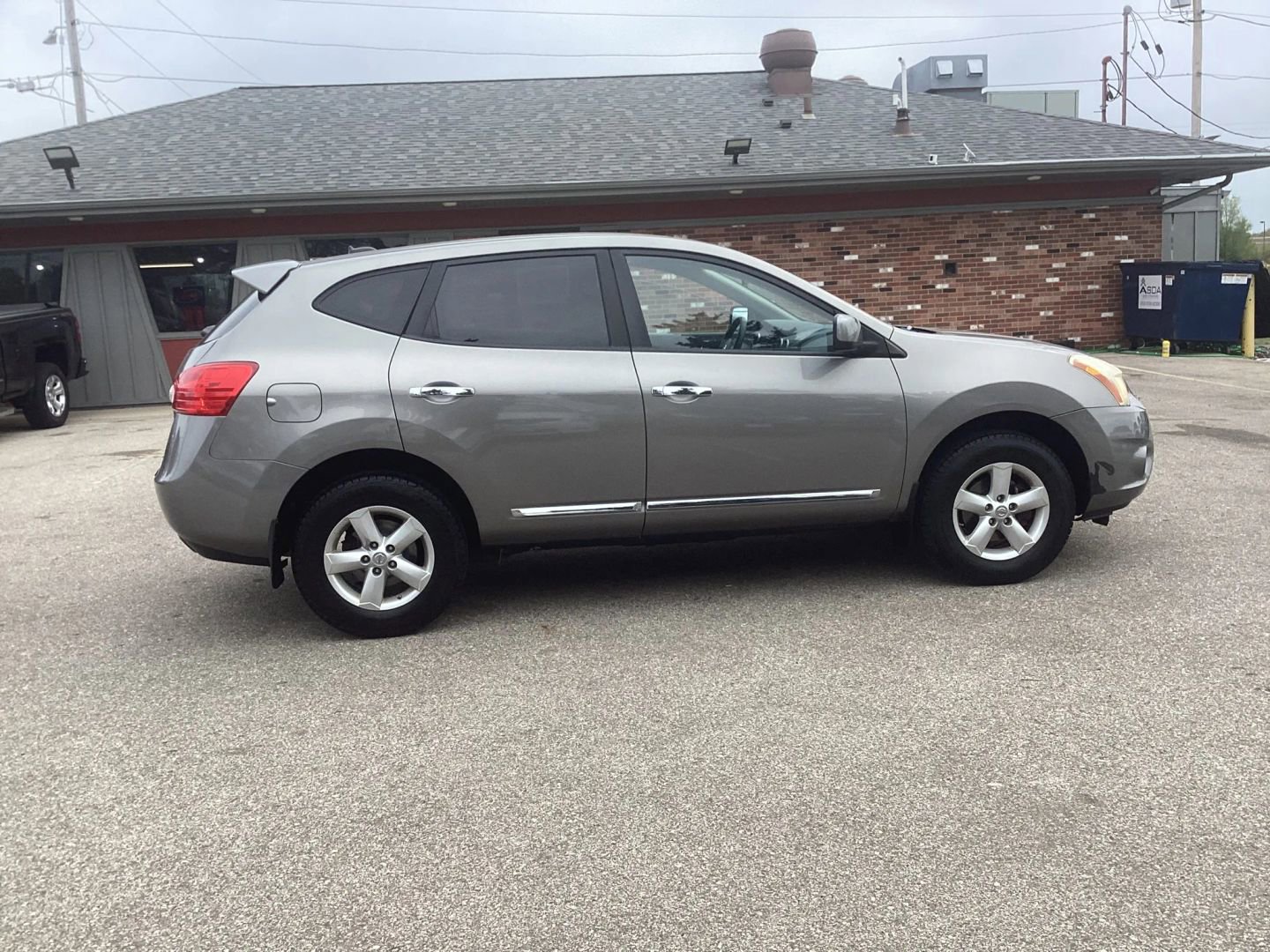 Used 2013 Nissan Rogue S w/ Special Edition Pkg AWD/4WD image 10