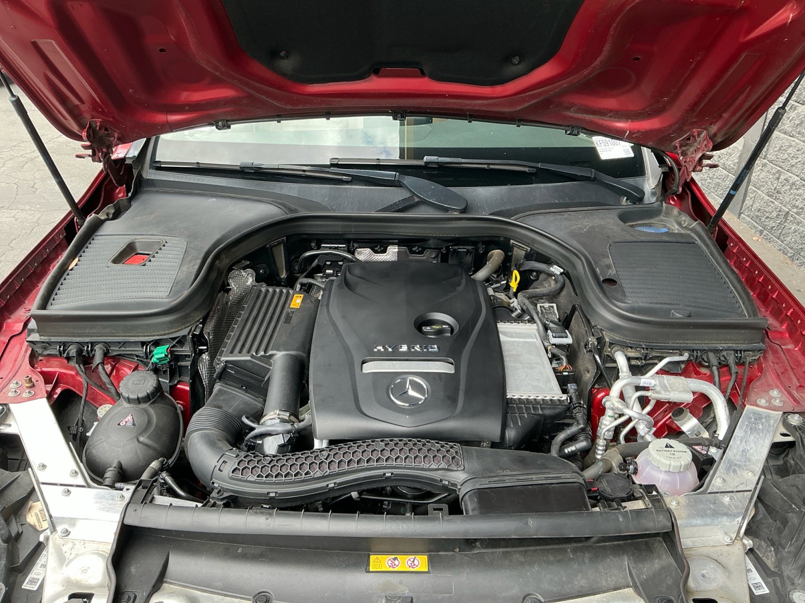 Used 2019 Mercedes-Benz GLC 350e 4MATIC image 19