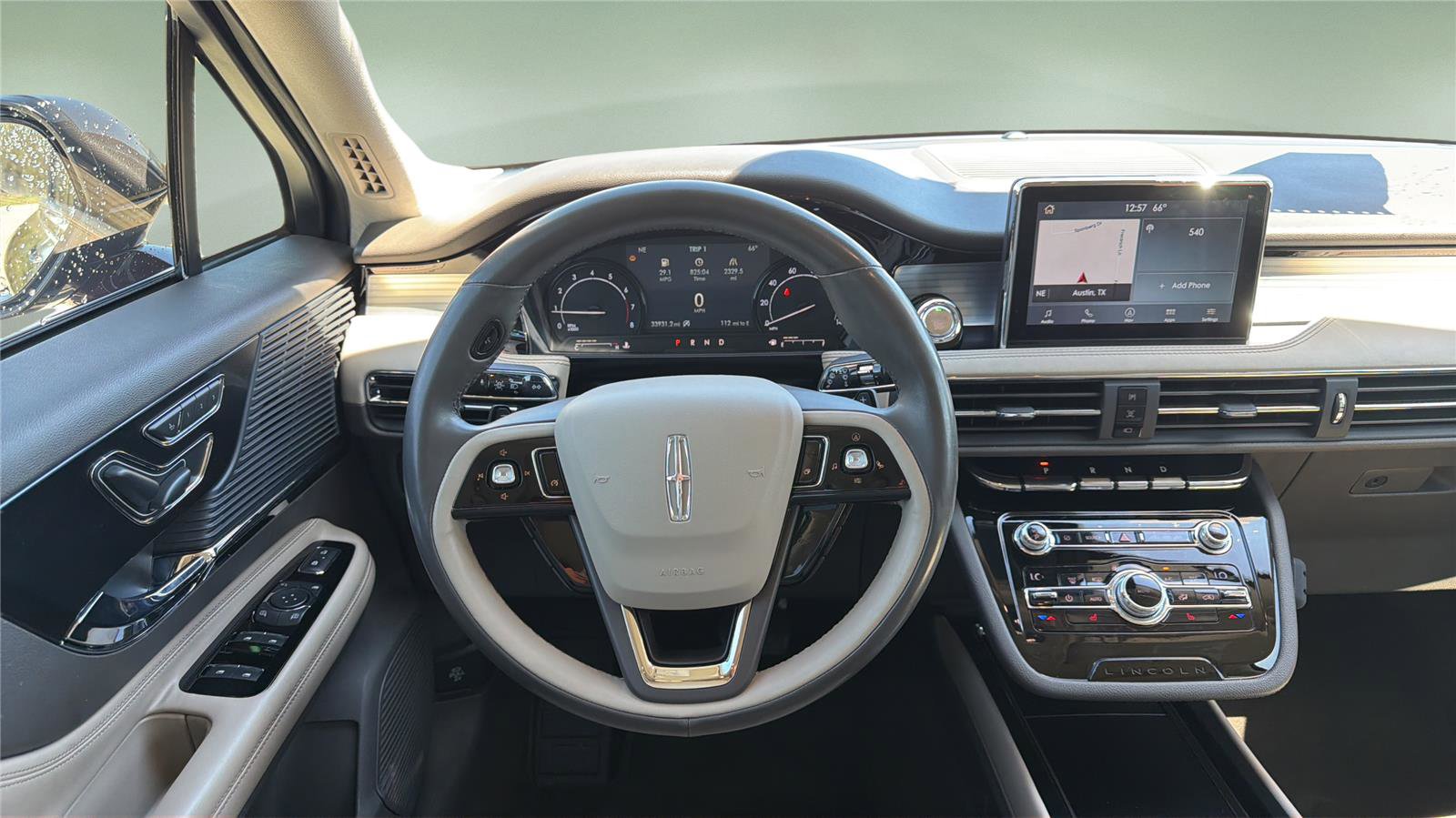 Used 2020 Lincoln Corsair FWD w/ Premium Package image 13