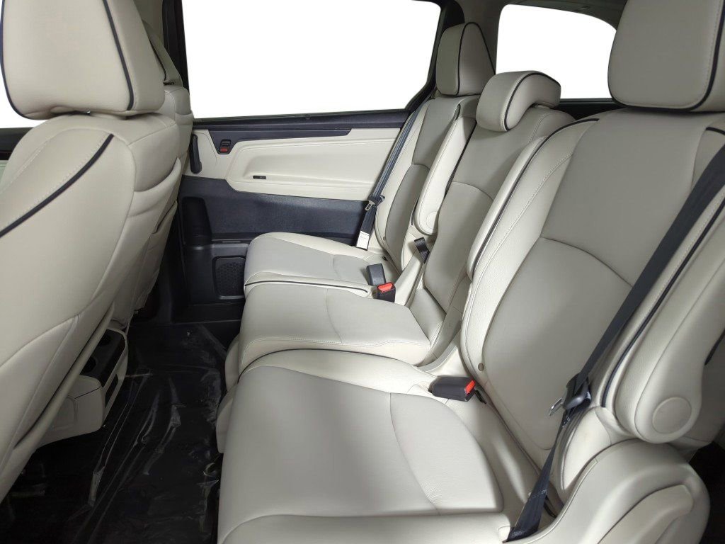 New 2026 Honda Odyssey Touring image 22