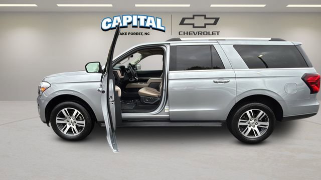Used 2024 Ford Expedition Max Limited image 13