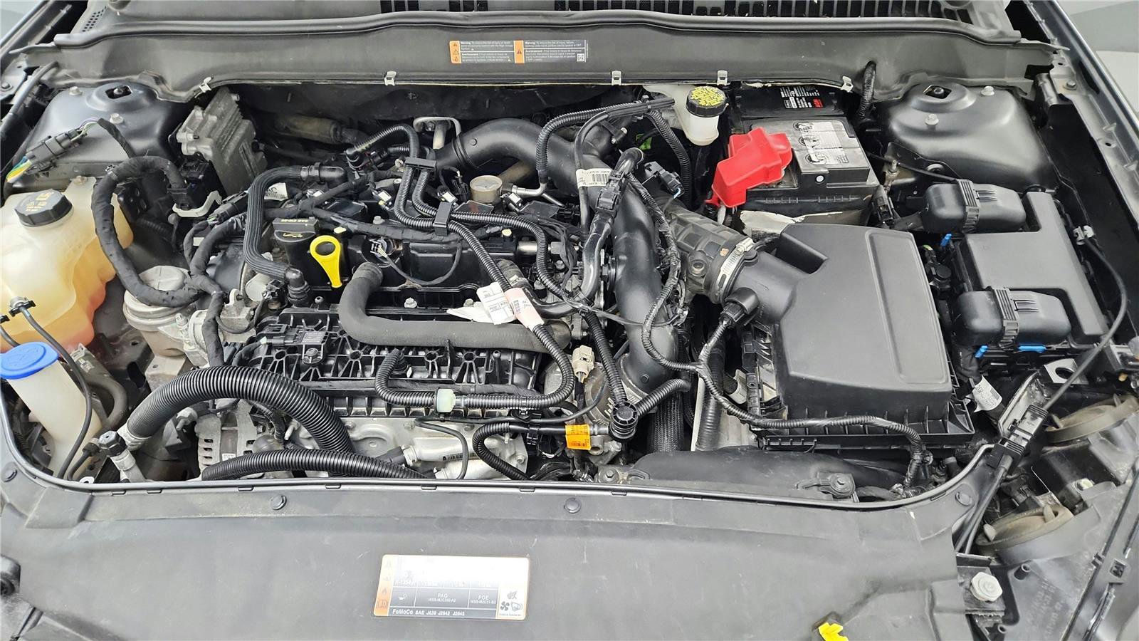 Used 2020 Ford Fusion SE image 32