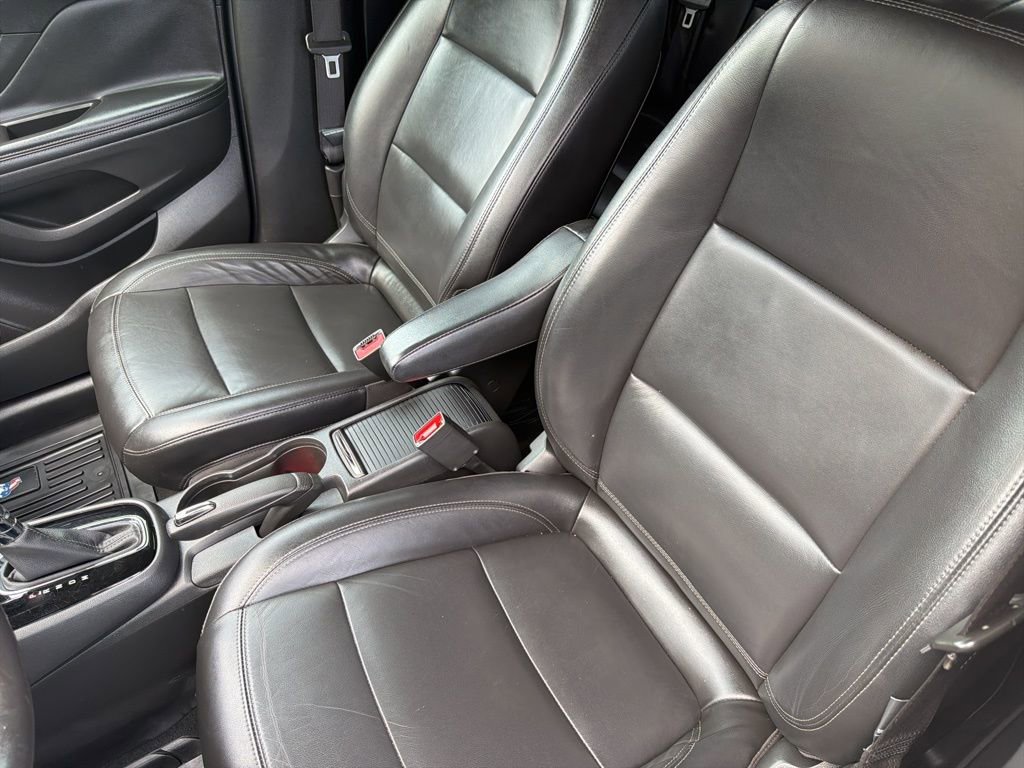 Used 2020 Buick Encore Essence FWD image 9