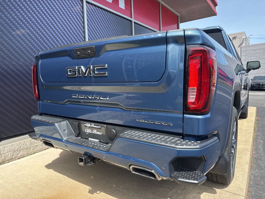 Used 2025 GMC Sierra 1500 Denali Ultimate AWD/4WD image 7