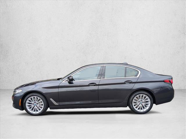Used 2023 BMW 530i xDrive w/ Premium Package image 9