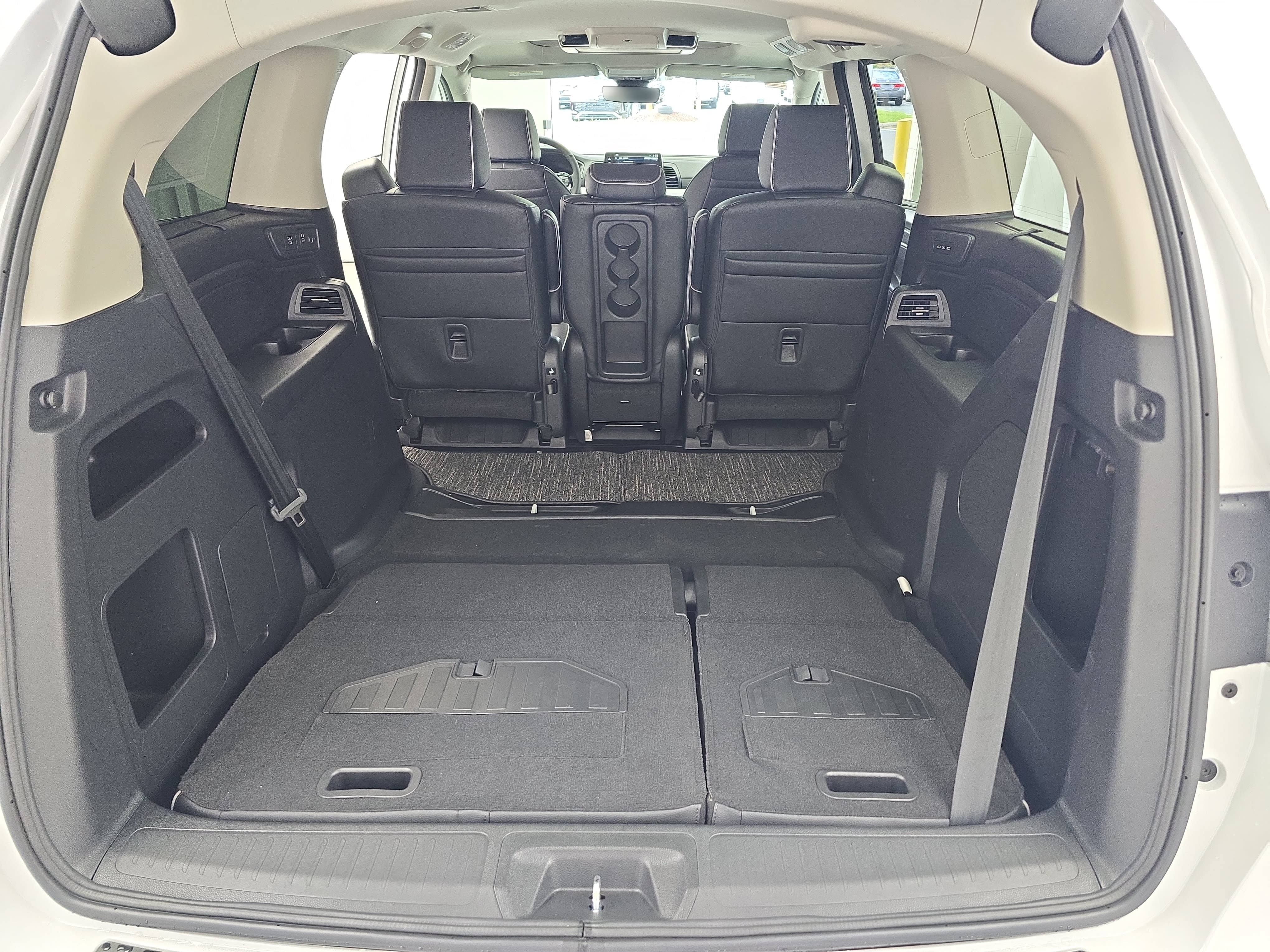 New 2027 Honda Odyssey Touring image 13