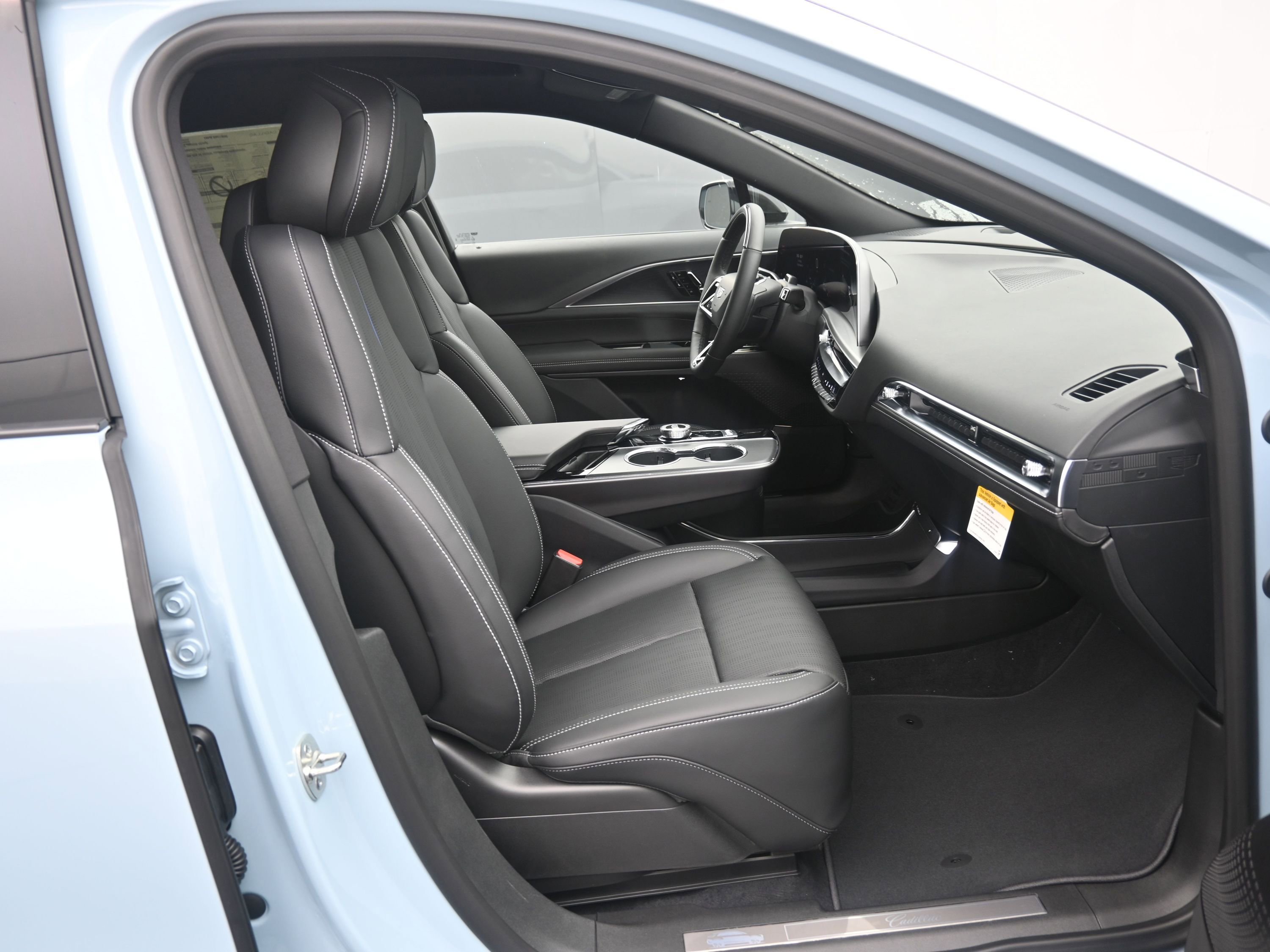 New 2026 Cadillac Lyriq Sport image 13