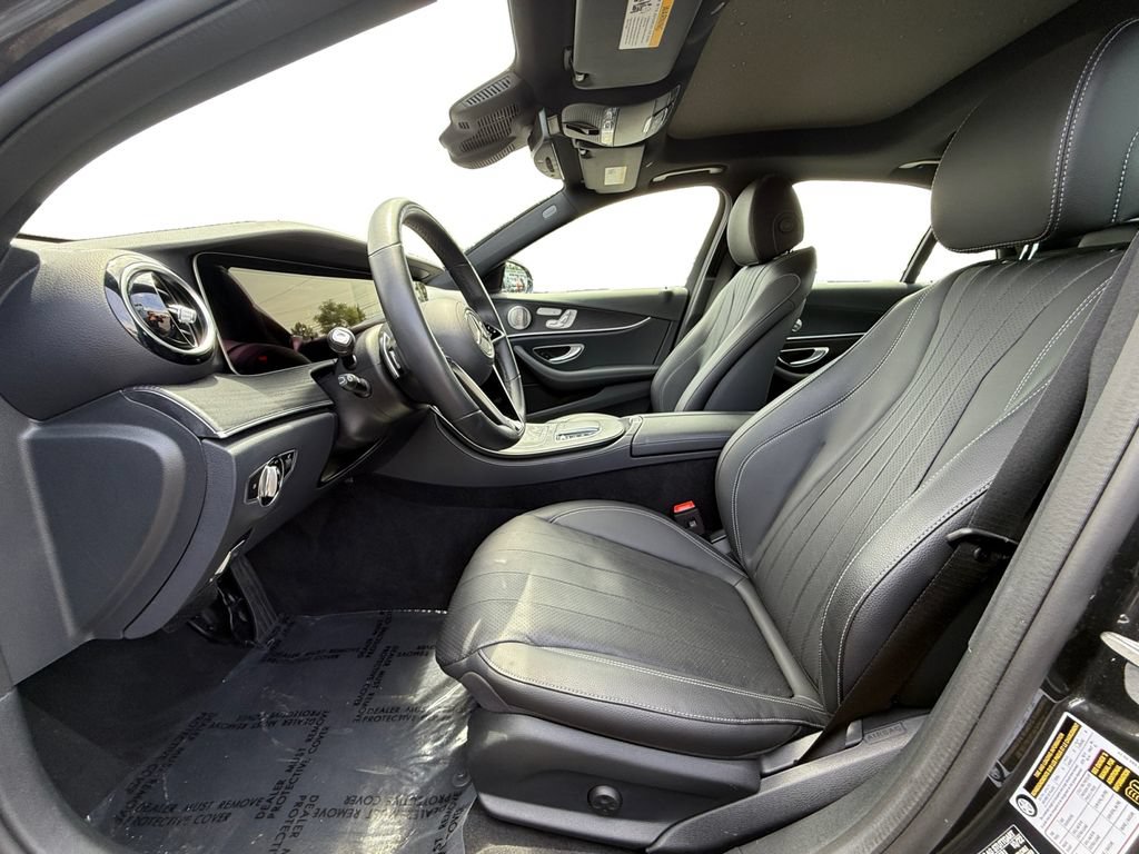 Used 2023 Mercedes-Benz E 350 4MATIC Sedan image 9