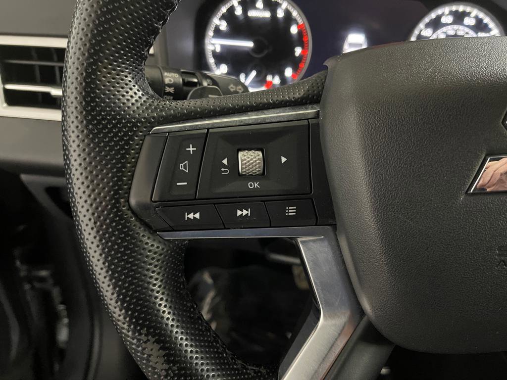 Used 2022 Mitsubishi Outlander SE AWD/4WD image 21