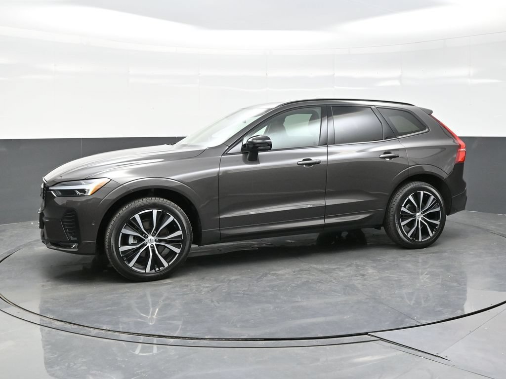 Used 2024 Volvo XC60 B5 Plus w/ Protection Package Premier AWD/4WD image 3