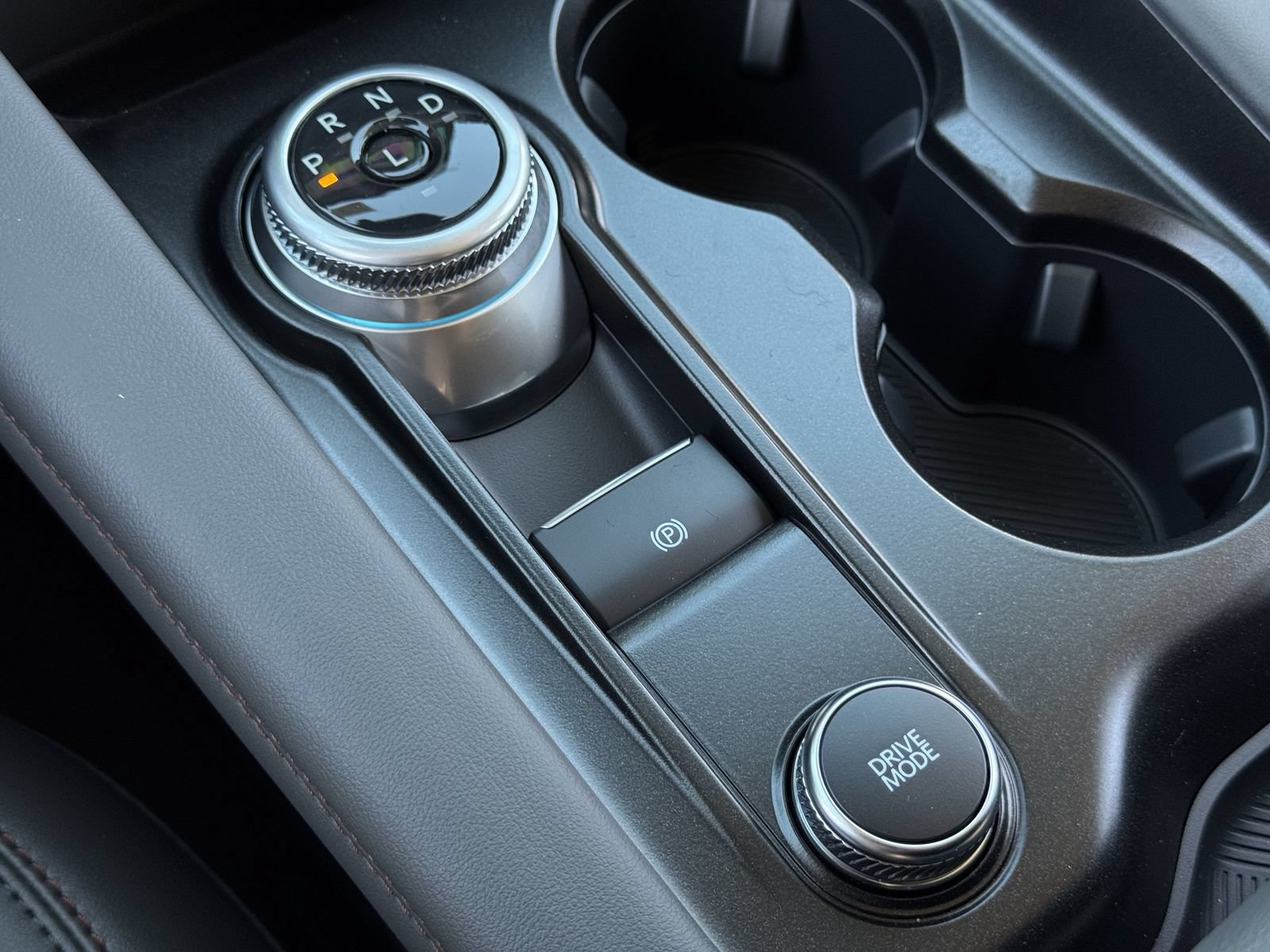 New 2026 Ford Explorer Active w/ Active Comfort Package RWD image 19