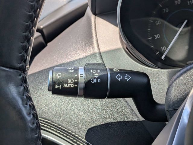 Used 2020 Jaguar F-PACE R-Sport image 33