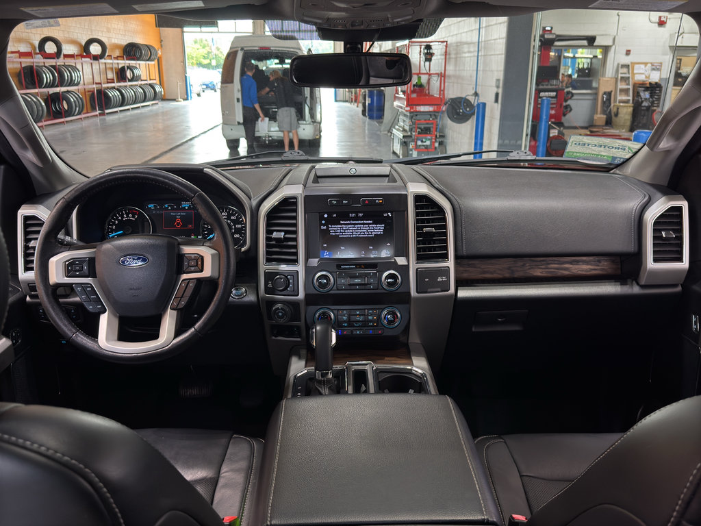 Used 2019 Ford F150 Lariat w/ Equipment Group 502A Luxury AWD/4WD image 14