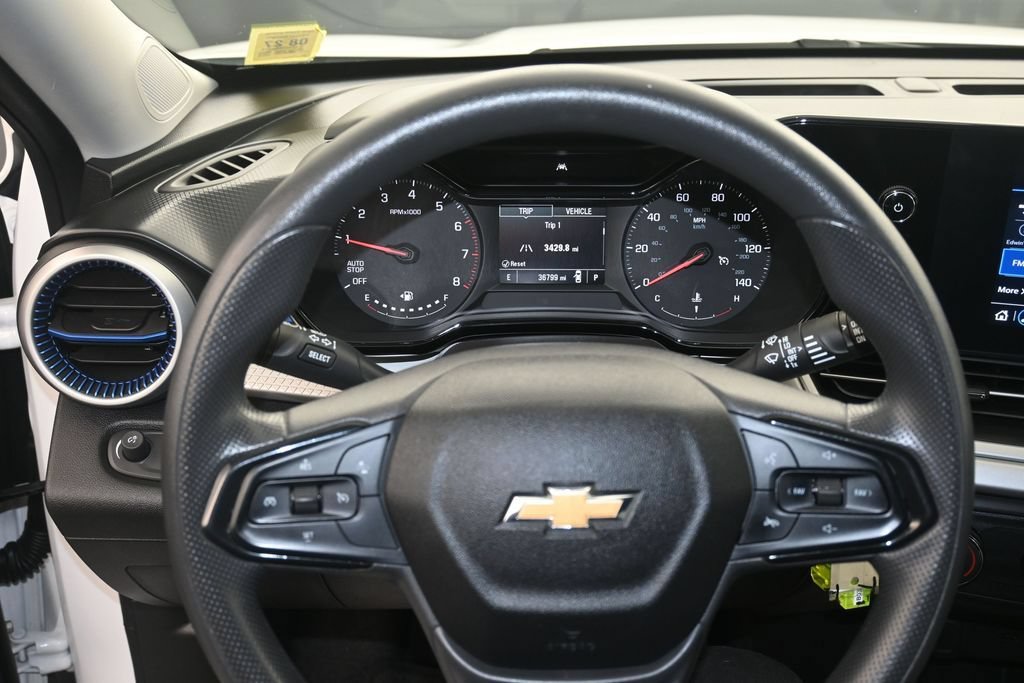Used 2024 Chevrolet Trax LS FWD image 9