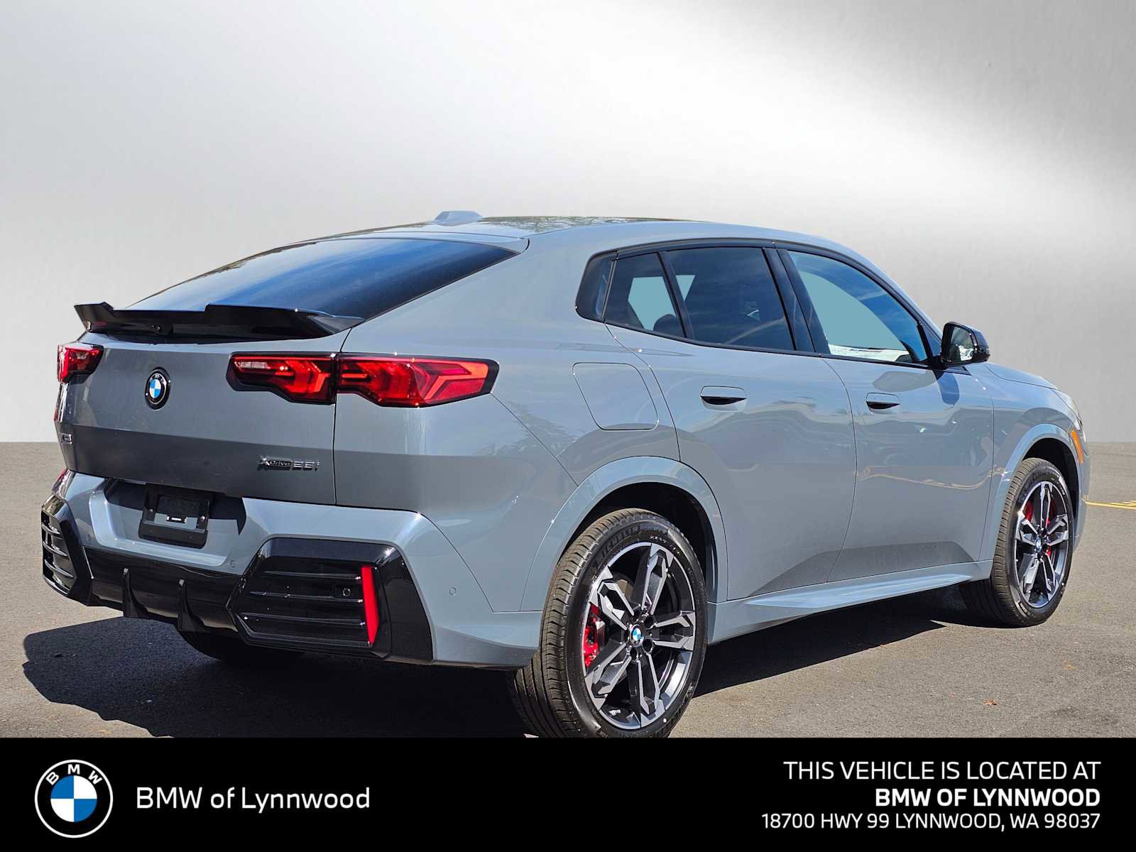 New 2026 BMW X2 xDrive28i w/ Technology Package image 3