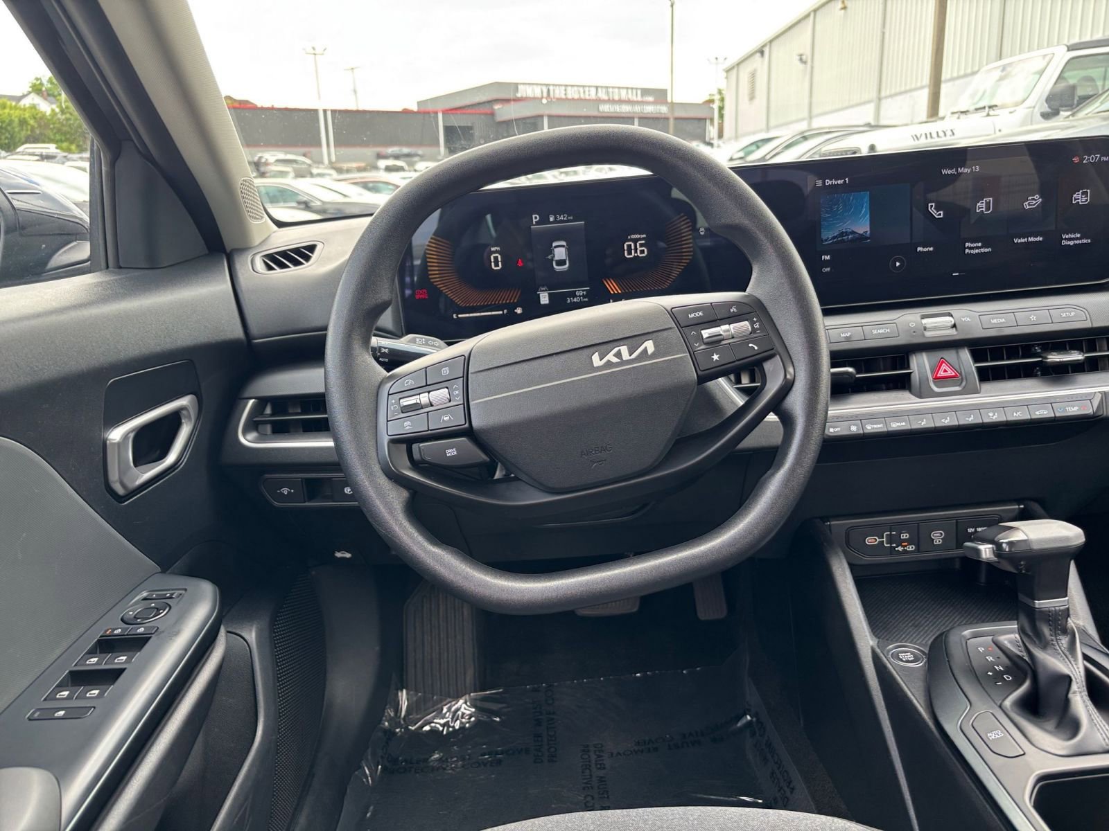 Used 2025 Kia K4 FWD image 32