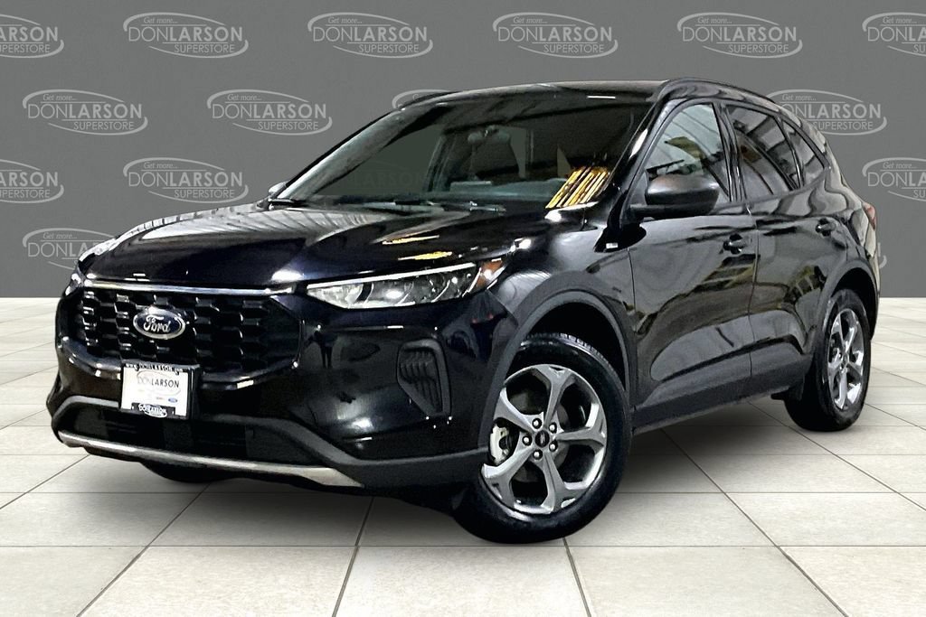 Used 2025 Ford Escape ST-Line AWD/4WD image 3