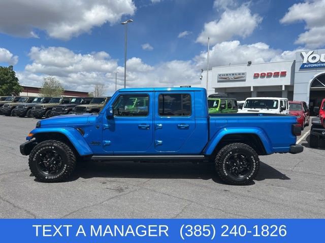 Used 2023 Jeep Gladiator Overland image 2