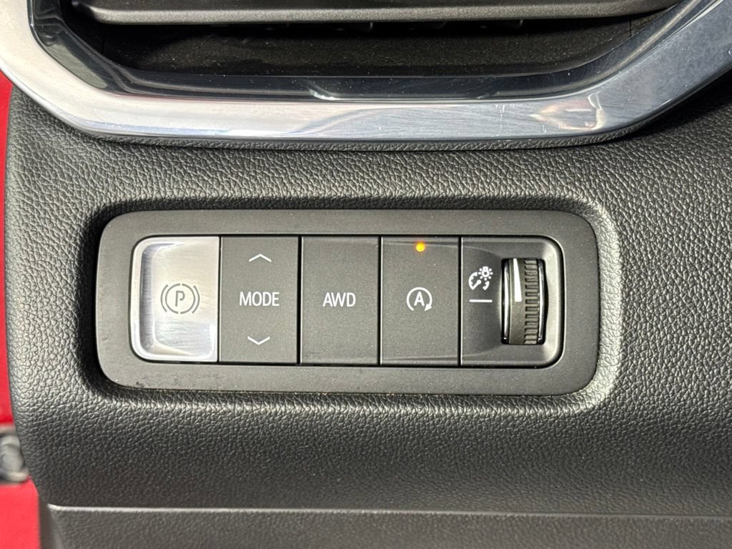 Certified 2026 GMC Acadia Elevation w/ Elevation Premium Package AWD/4WD image 23