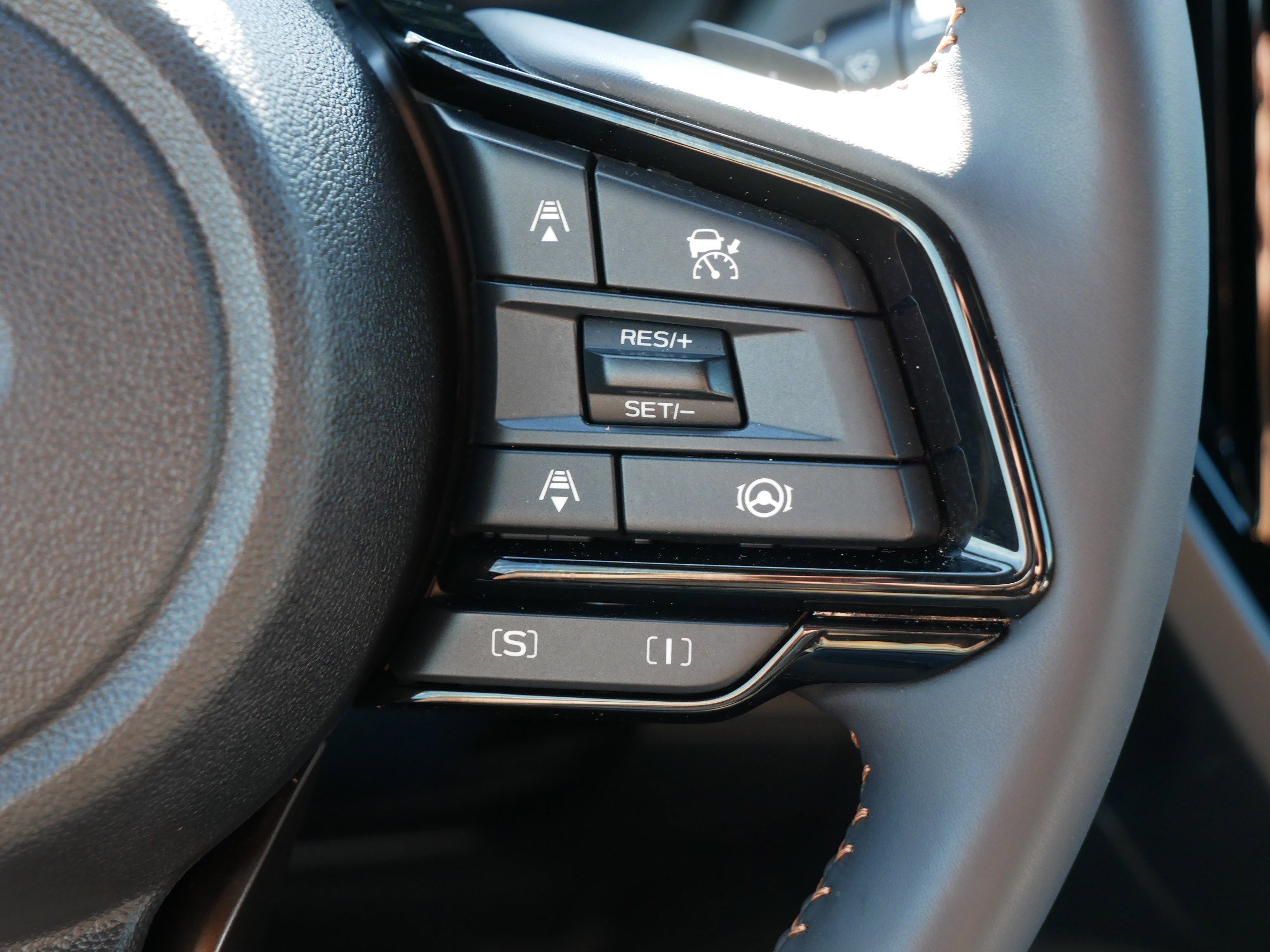 Used 2025 Subaru Forester Sport image 30