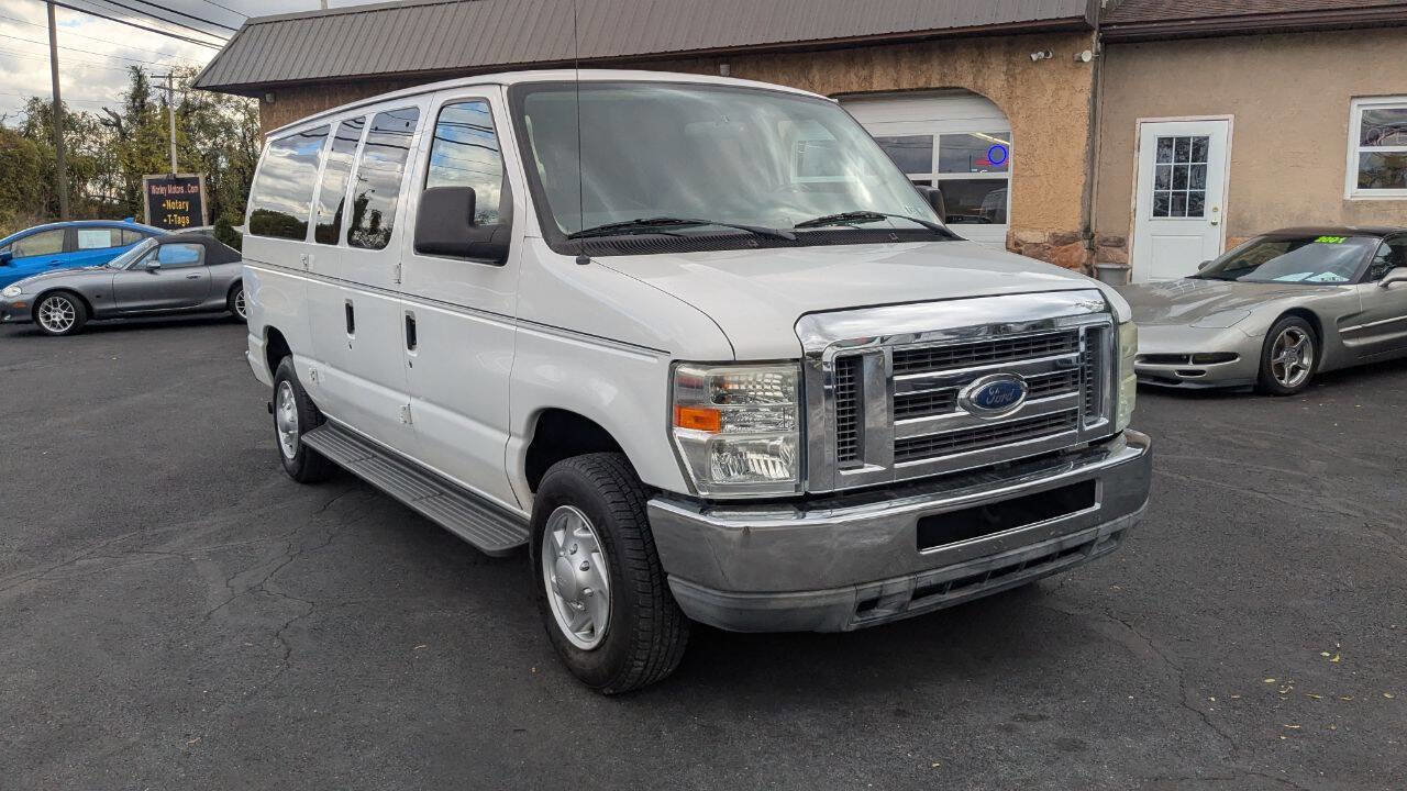Used 2011 Ford E-350 and Econoline 350 XLT