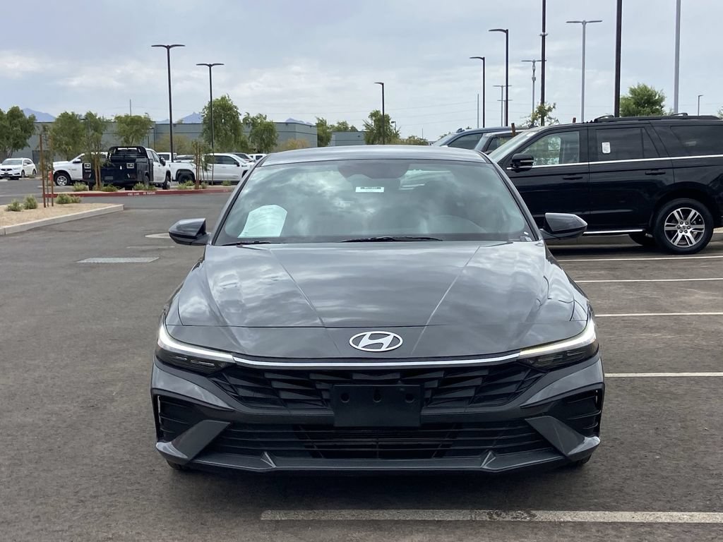 Used 2026 Hyundai Elantra Sport FWD image 3