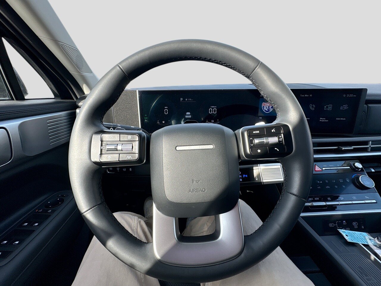 Used 2025 Hyundai Santa Fe SEL AWD/4WD image 15