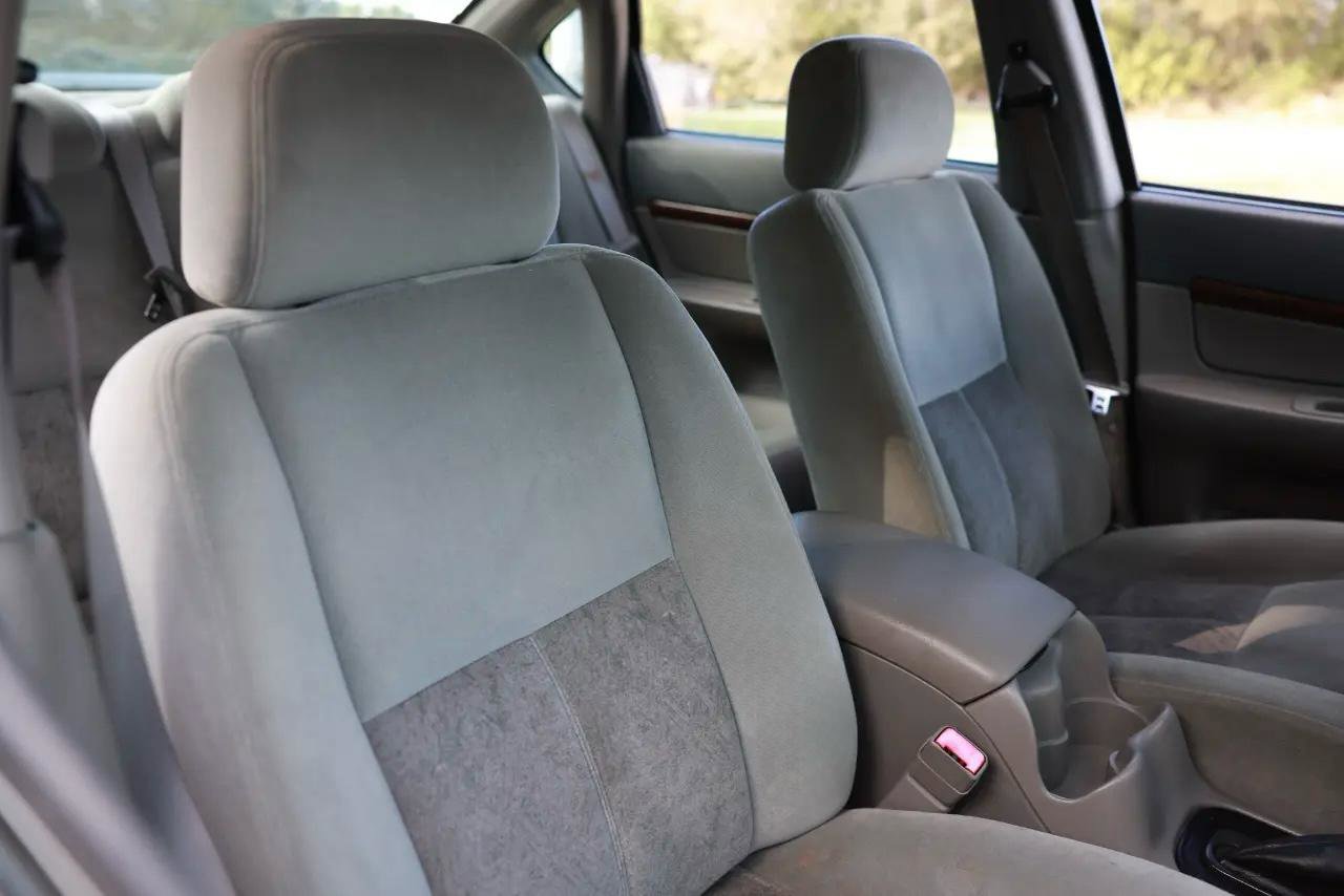 Used 2005 Chevrolet Impala LS w/ Preferred Equipment Group image 16