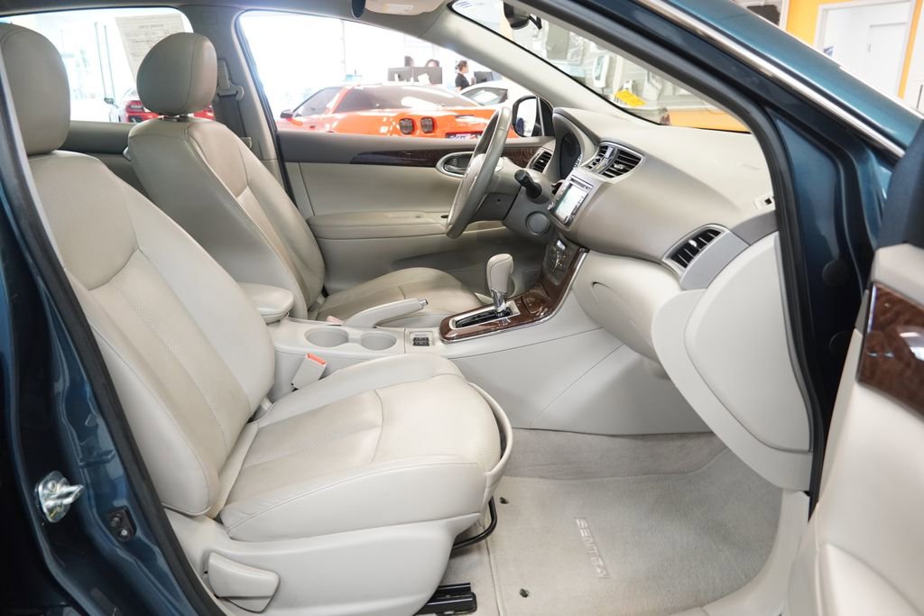 Used 2014 Nissan Sentra SL w/ Premium Package FWD image 32