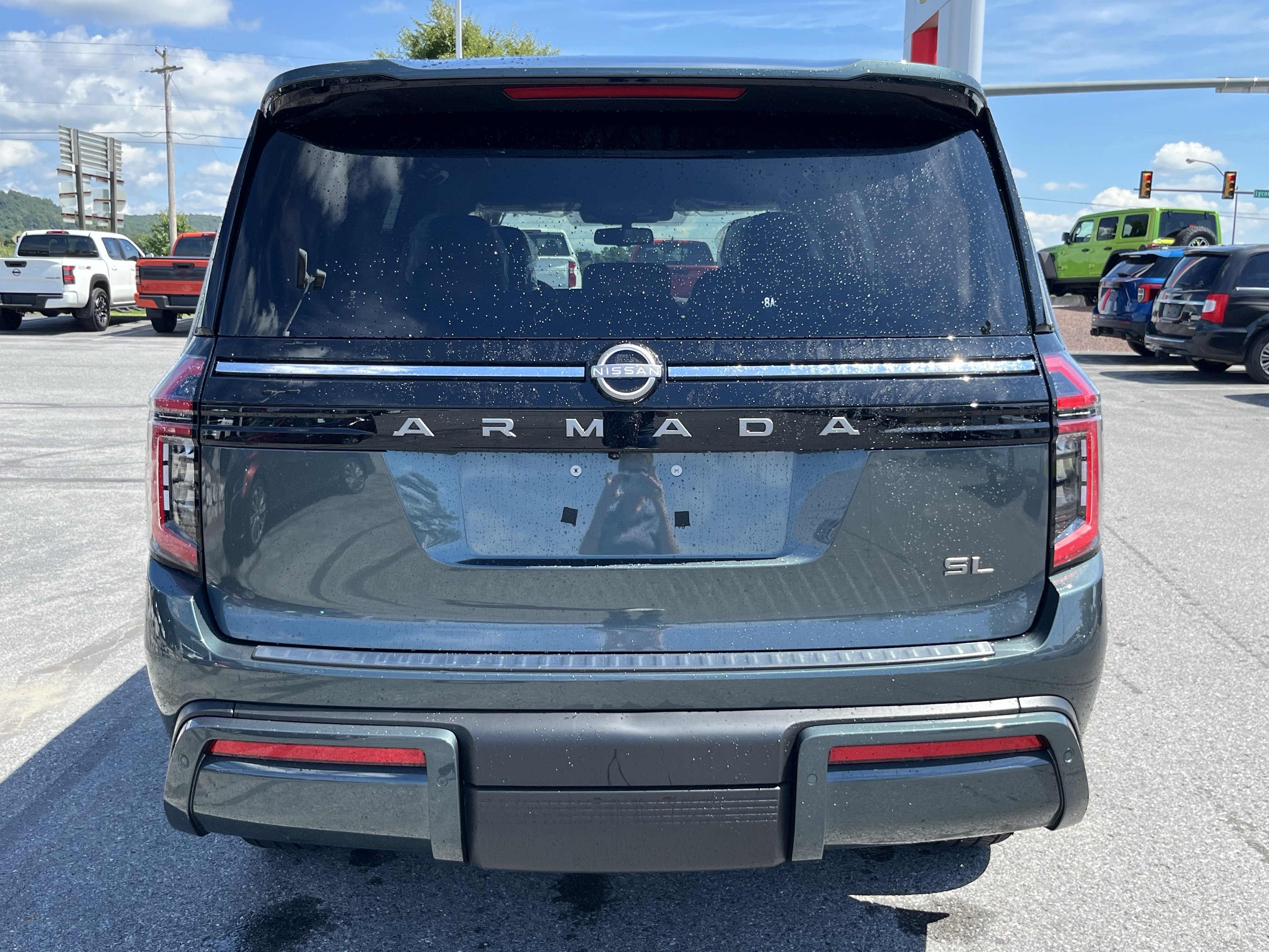 New 2026 Nissan Armada SL w/ Captain's Chari Seat Package AWD/4WD image 7