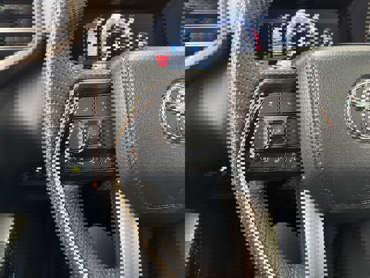 Used 2024 Toyota Tundra Limited image 20