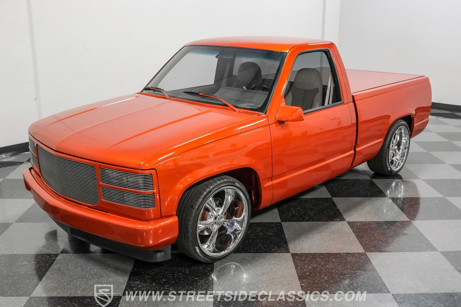 Used 1992 Chevrolet Silverado 1500 2WD Regular Cab image 35