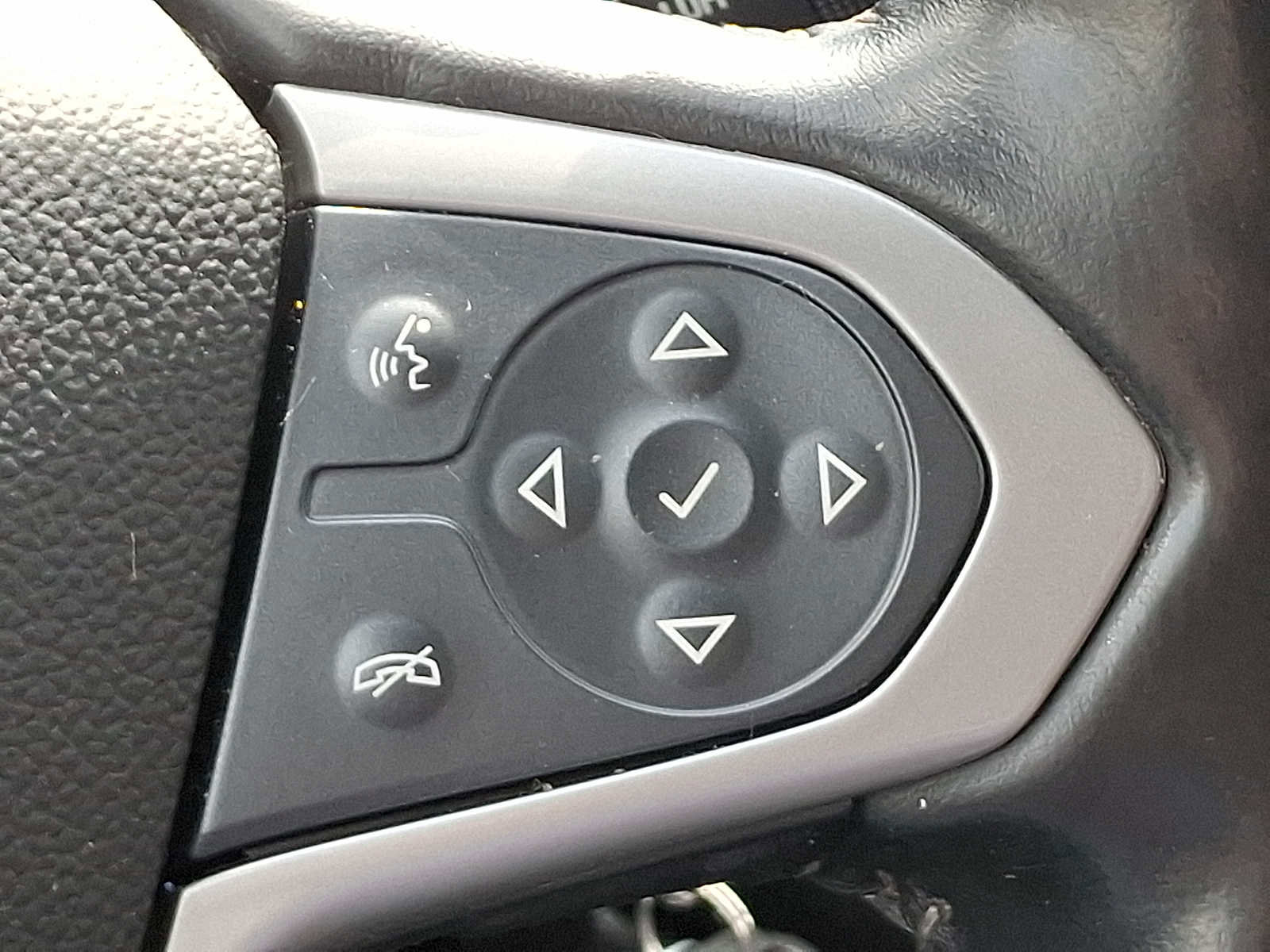 Used 2019 Chevrolet Colorado LT w/ Colorado RST Special Edition image 22