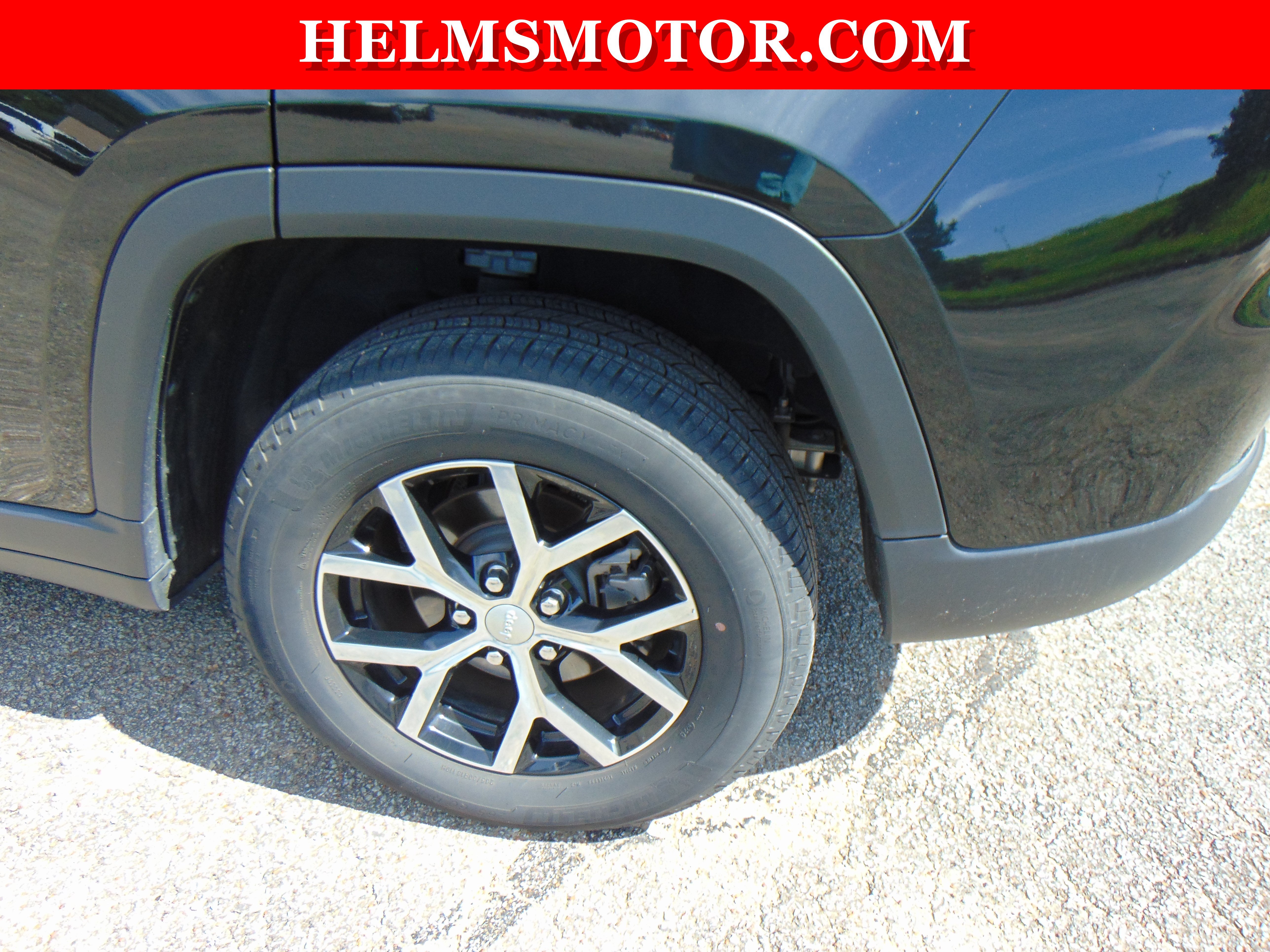 Certified 2024 Jeep Grand Cherokee Limited AWD/4WD image 12