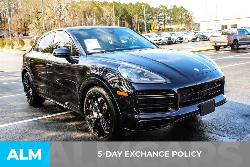 Used 2023 Porsche Cayenne Turbo image 3