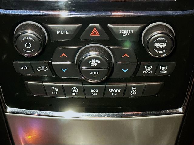 Used 2021 Jeep Grand Cherokee Laredo X image 13