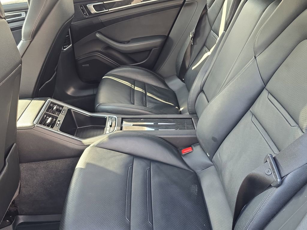 Used 2017 Porsche Panamera 4S image 11